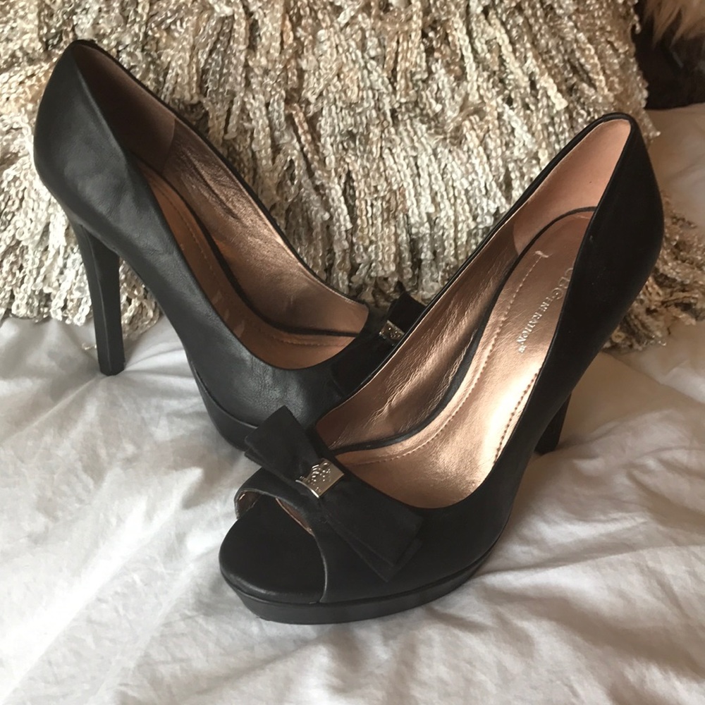 BCBG generation black heels